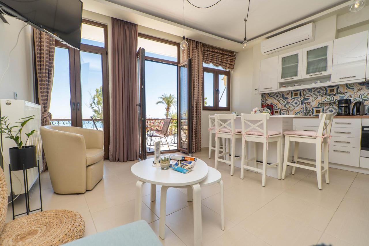 Blue Sea Relax Apartment Rethymno Esterno foto
